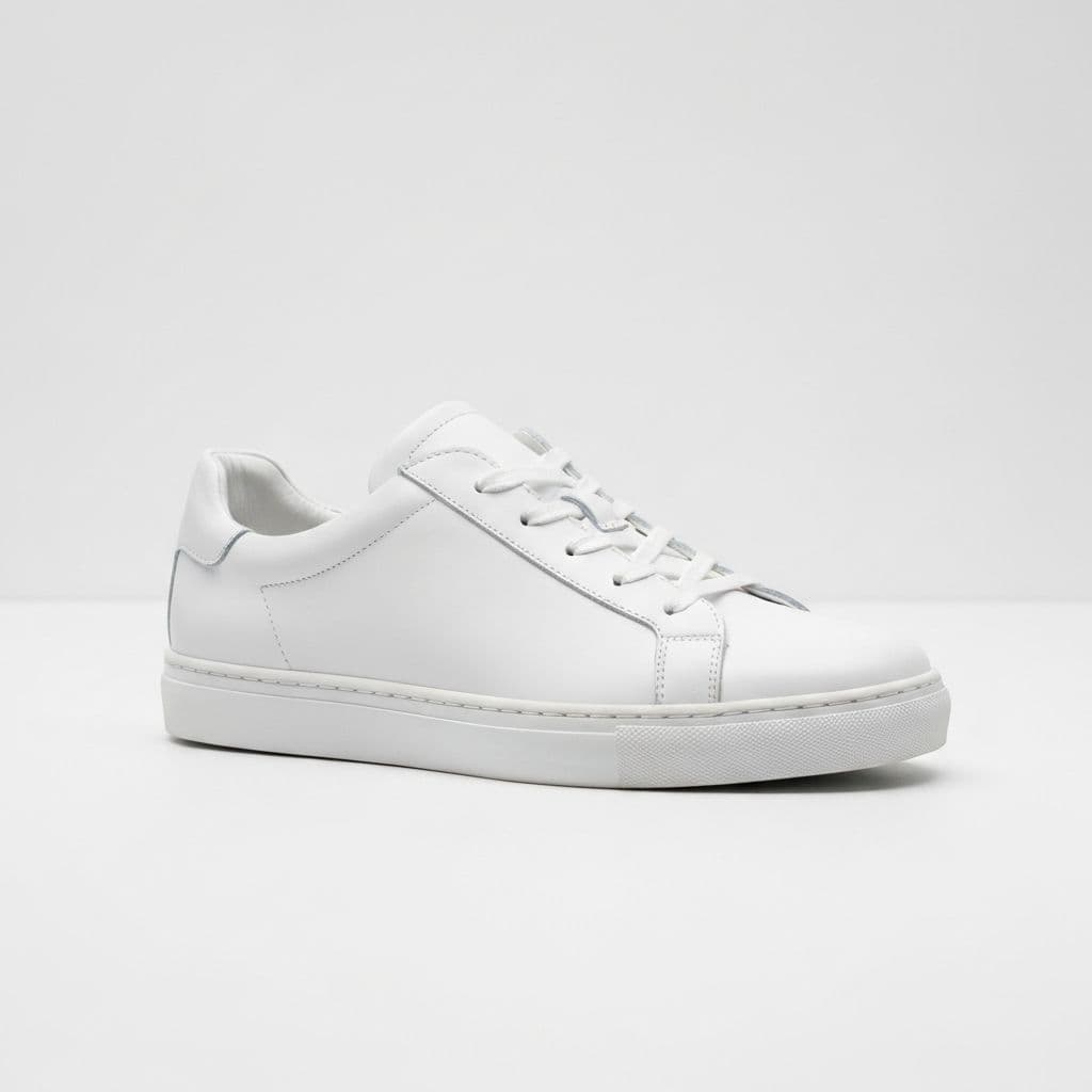Minimal Court Sneaker